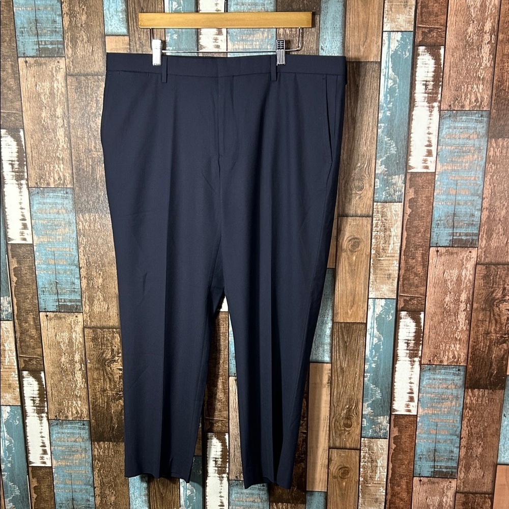 Amazon Essentials Men's Navy Trousers